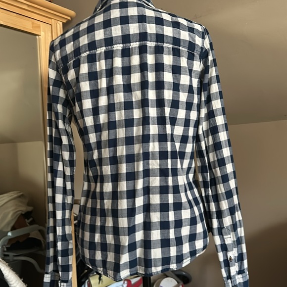 Abercrombie button down - Picture 2 of 3